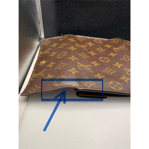 LOUIS VUITTON Authentic Porte Tresor International Wallet Monogram. One Owner! - Picture 15 of 15